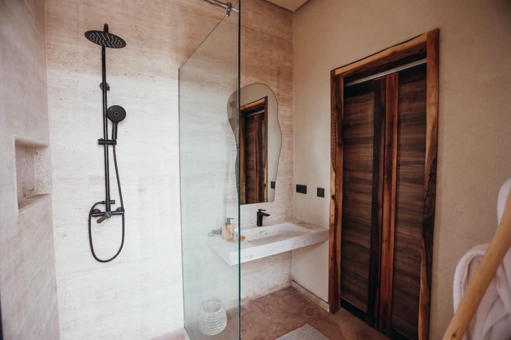 High standing villa, Road to Ouarzazate