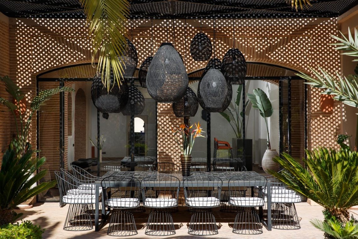 Luxury villa, Road to Ouarzazate