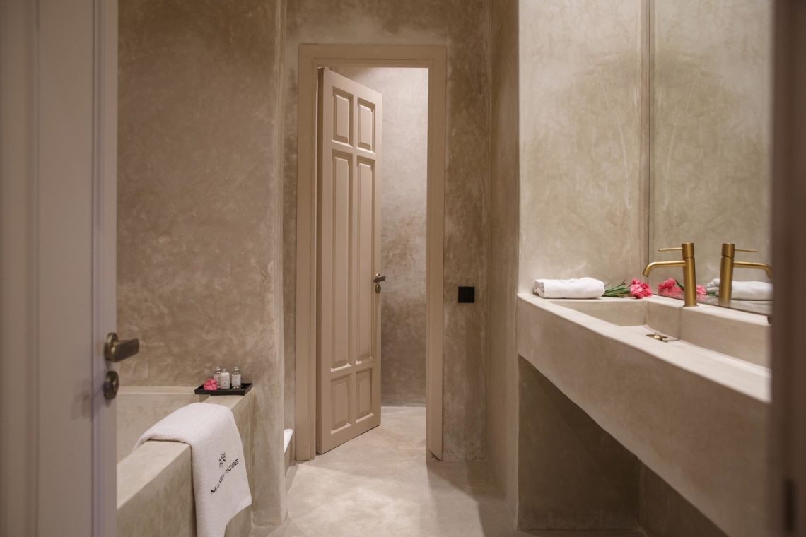 Luxury villa, Road to Ouarzazate