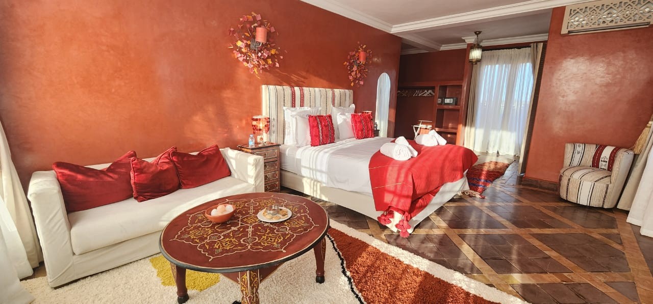 Luxury villa, Road to Ouarzazate