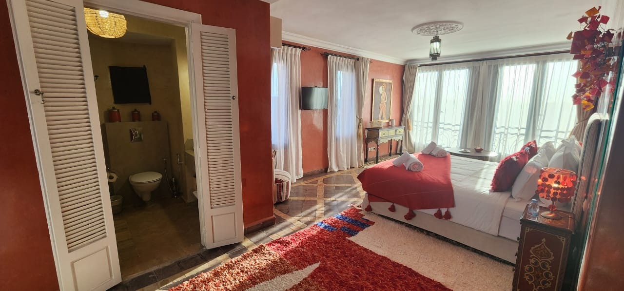 Luxury villa, Road to Ouarzazate