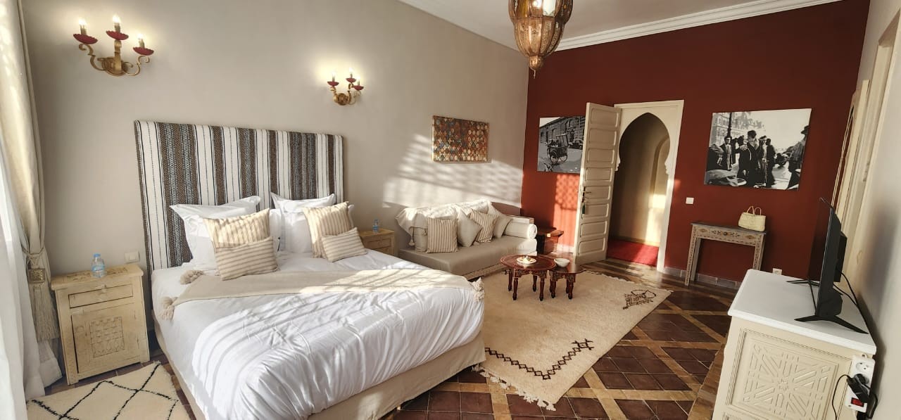 Luxury villa, Road to Ouarzazate