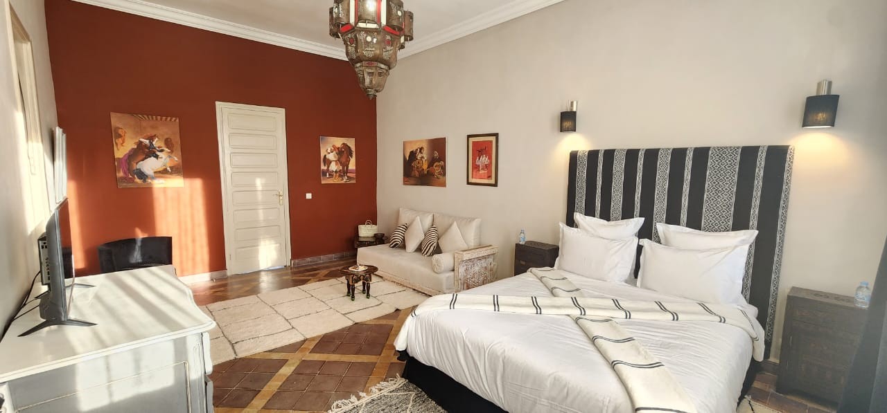Luxury villa, Road to Ouarzazate