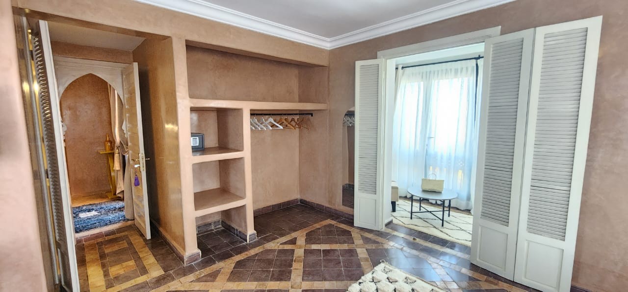 Luxury villa, Road to Ouarzazate