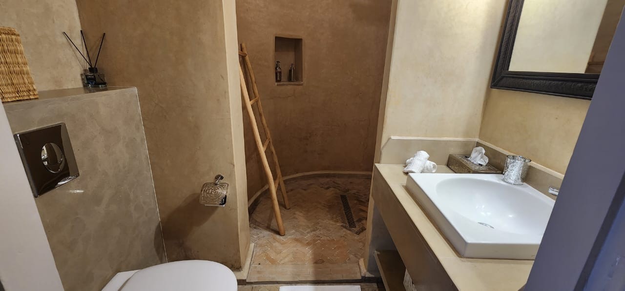 Luxury villa, Road to Ouarzazate