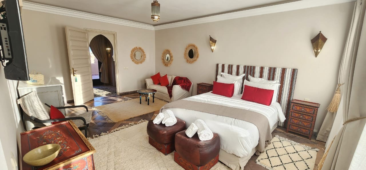 Luxury villa, Road to Ouarzazate