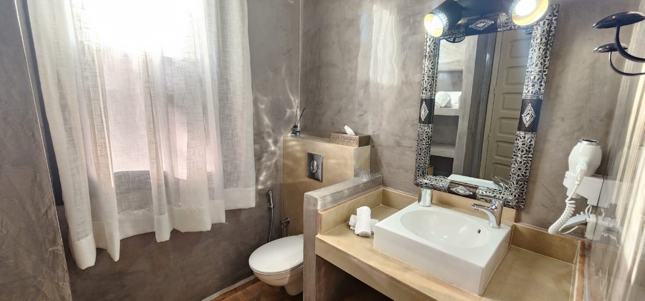 Luxury villa, Road to Ouarzazate
