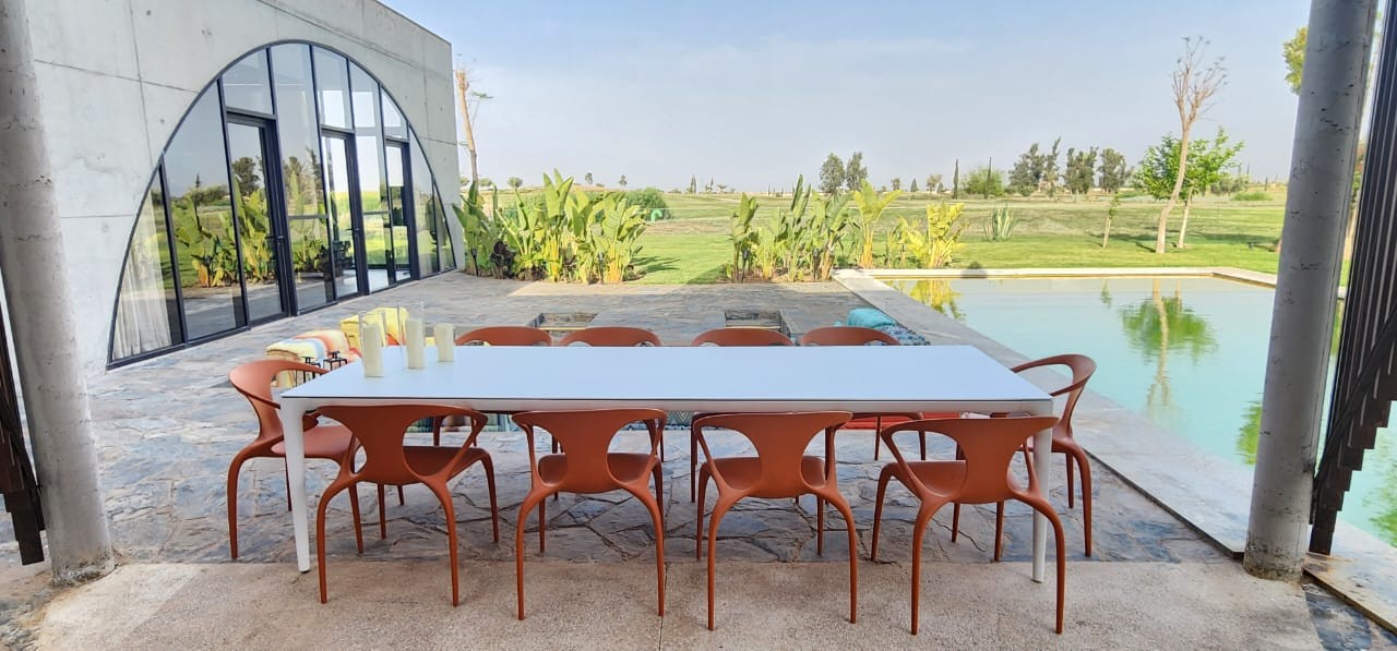 Villa, Amelkis area