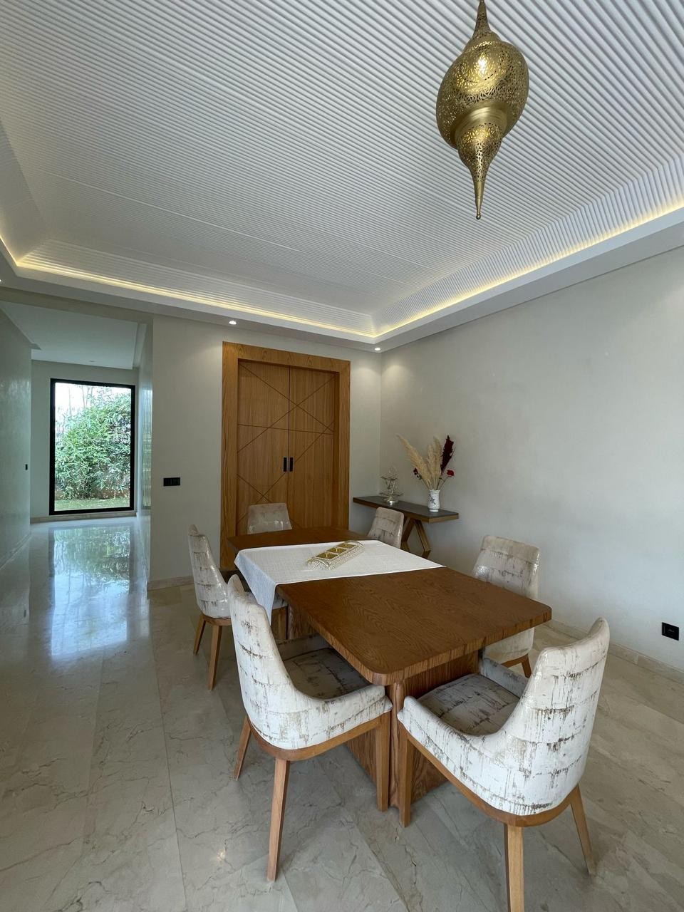 Villa, Route d'Amizmiz