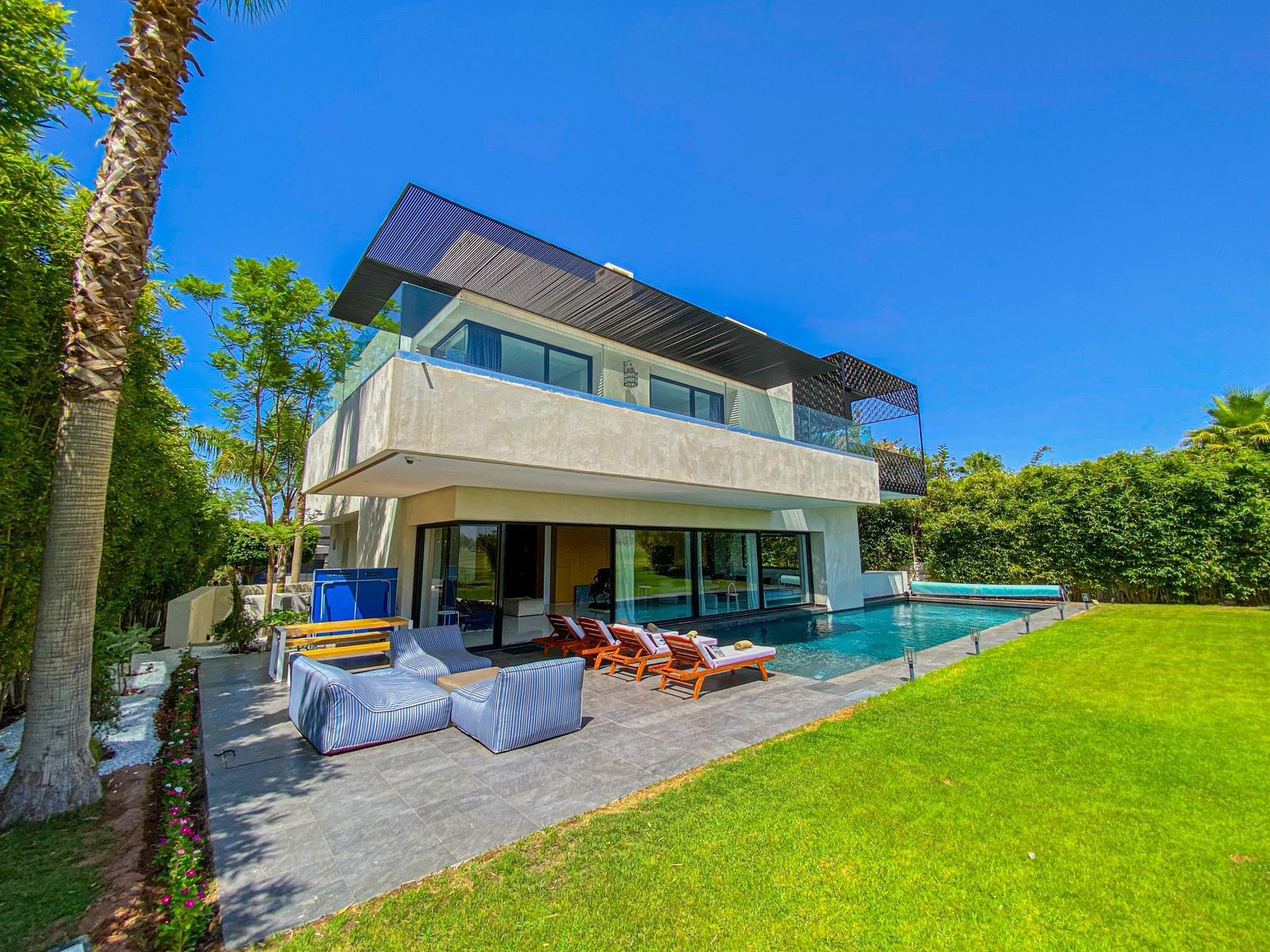 Villa image