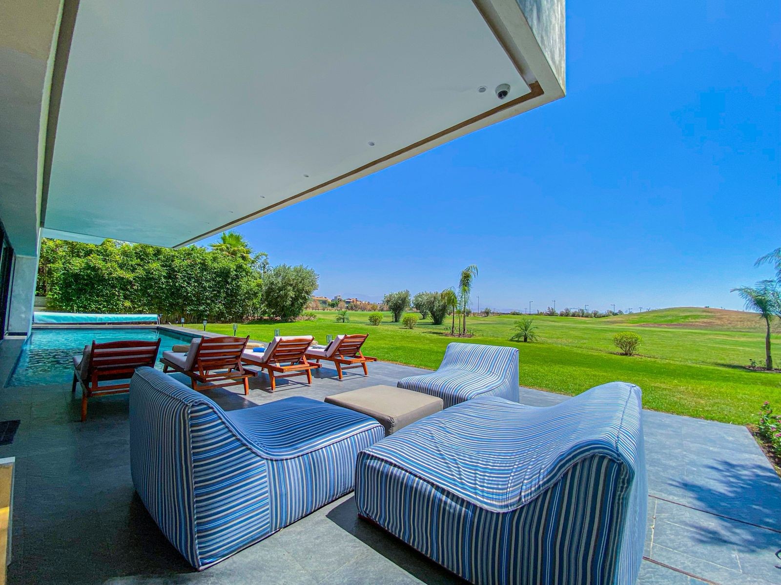 Villa image