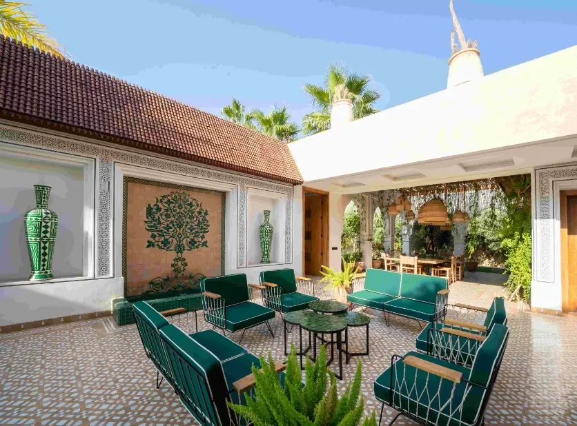 Villa, Amelkis