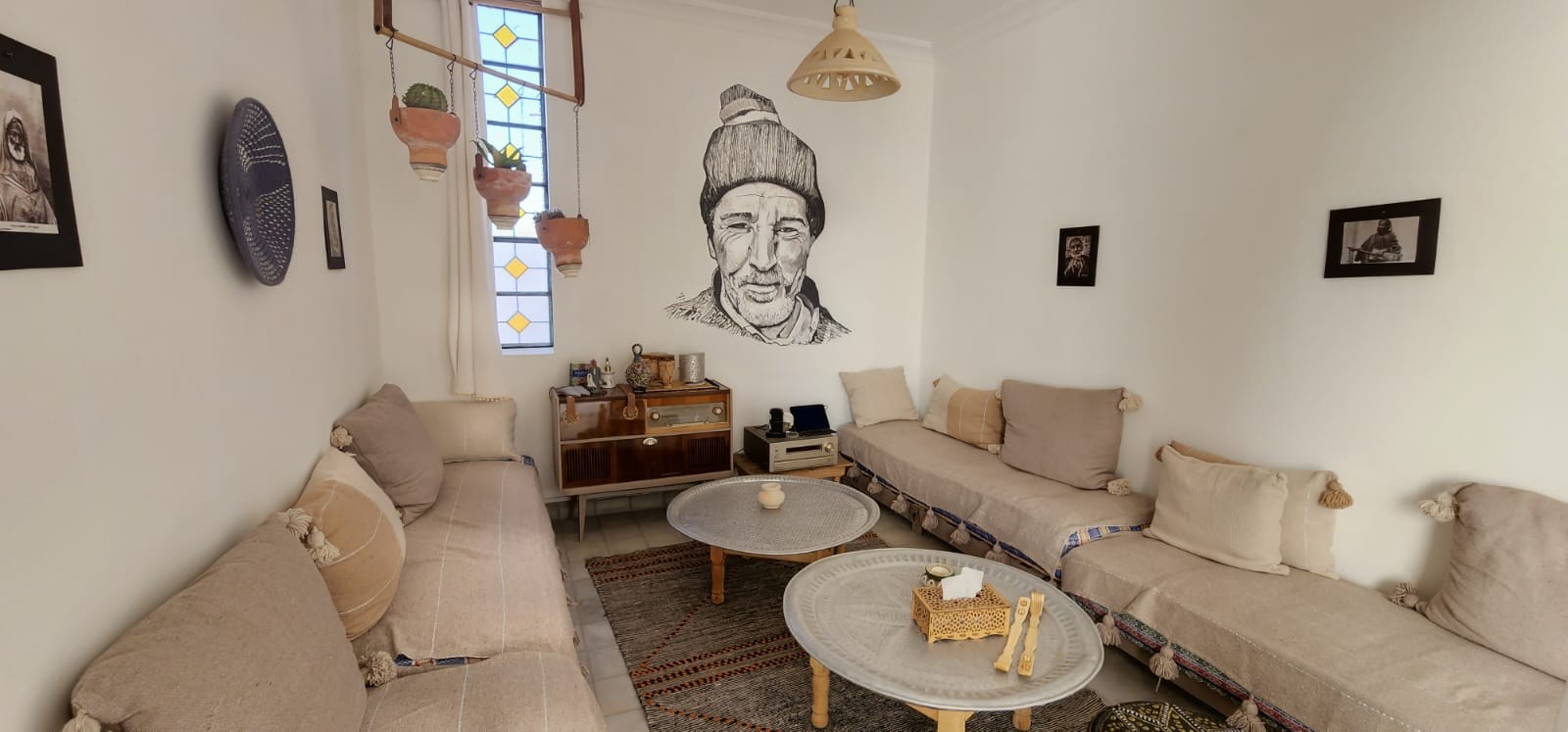 Villa de standing, Route de Casablanca