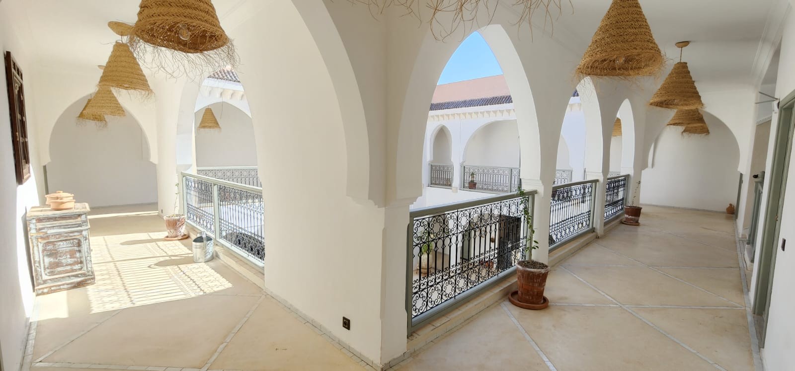 Villa de standing, Route de Casablanca