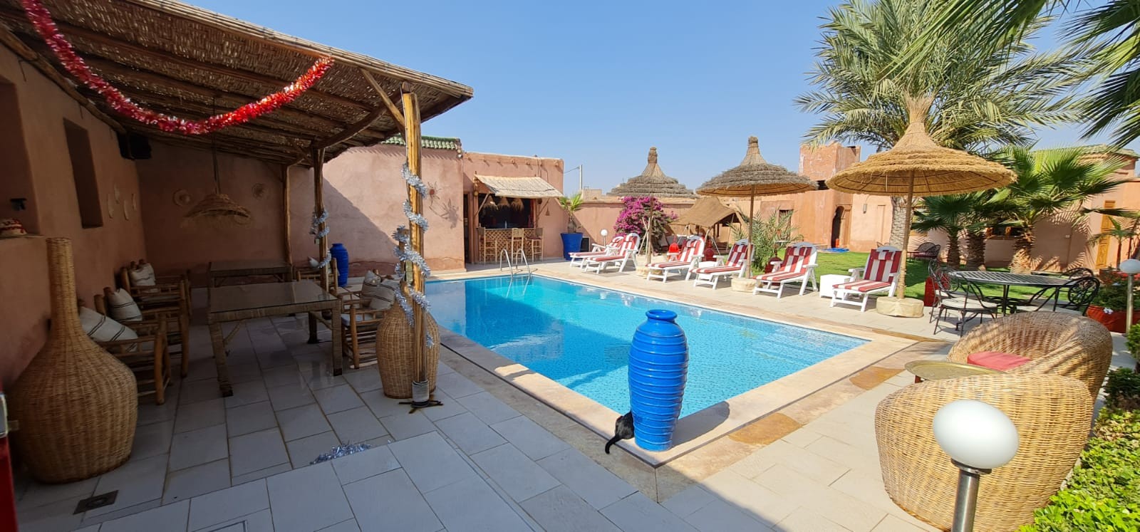 Villa, Route d'Amizmiz