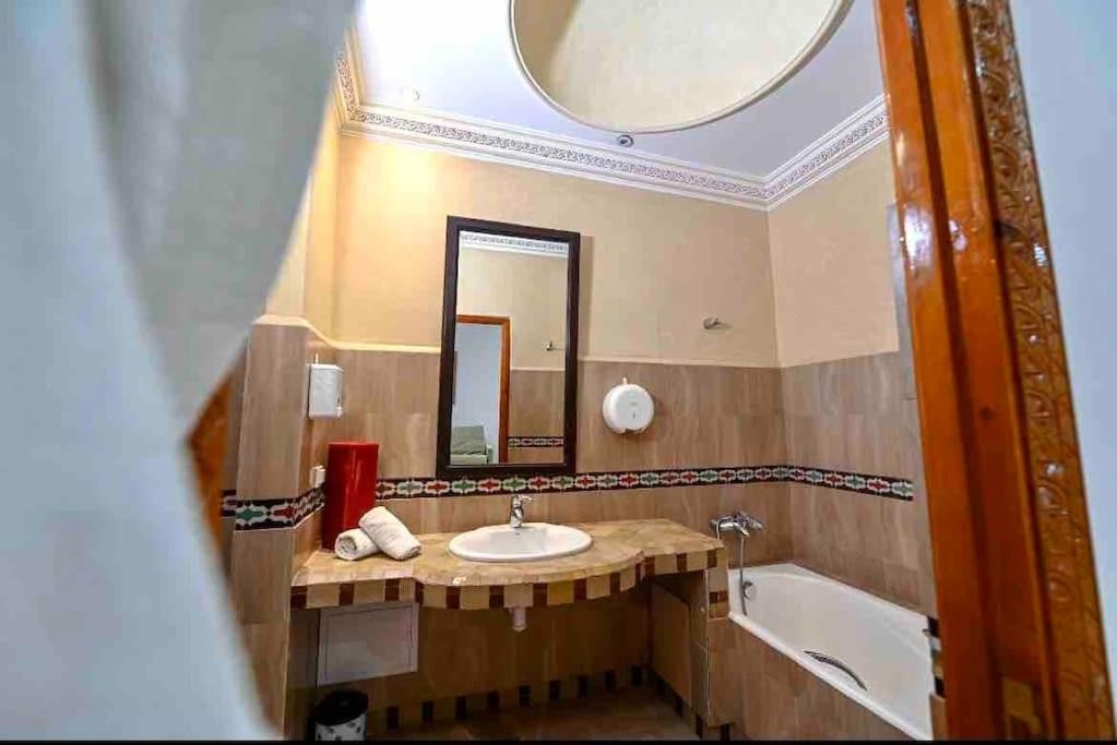 Villa, Road to Ourika