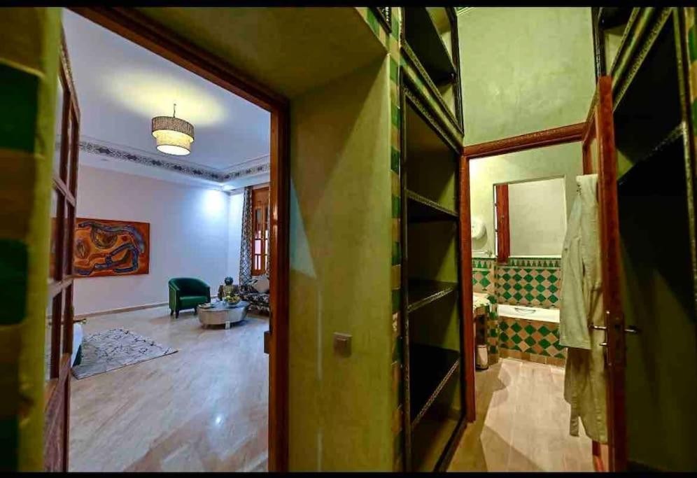 Villa, Road to Ourika