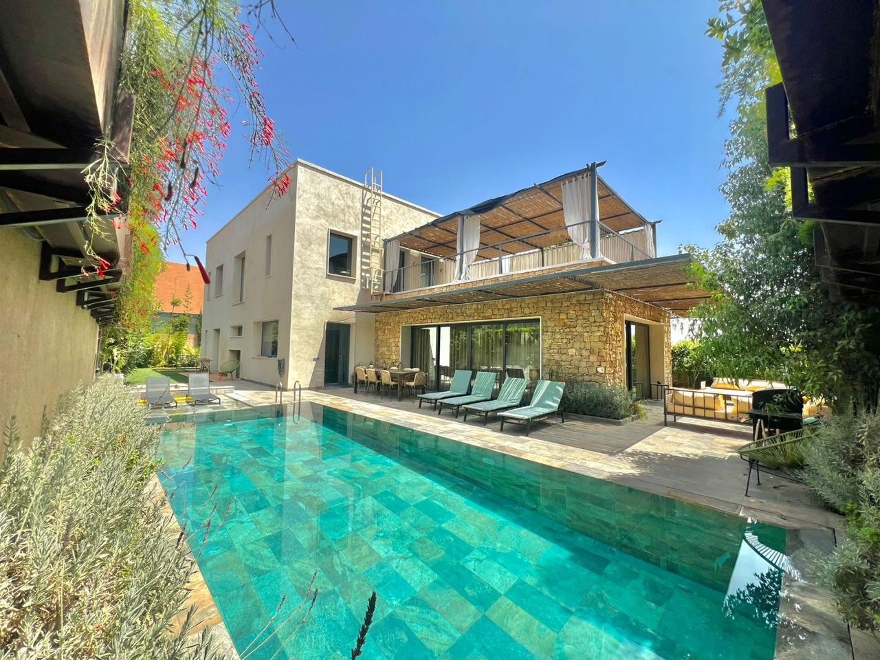 Villa image