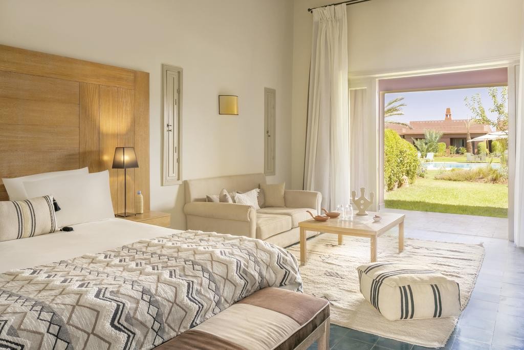 High standing villa, Road to Fes