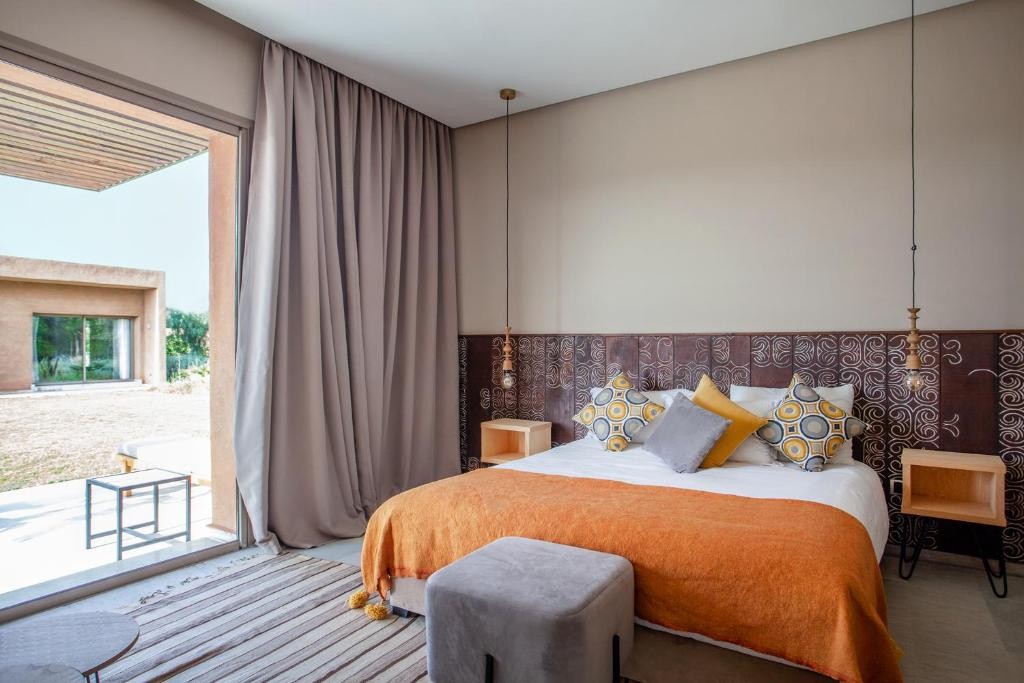 High standing villa, Road to Fes