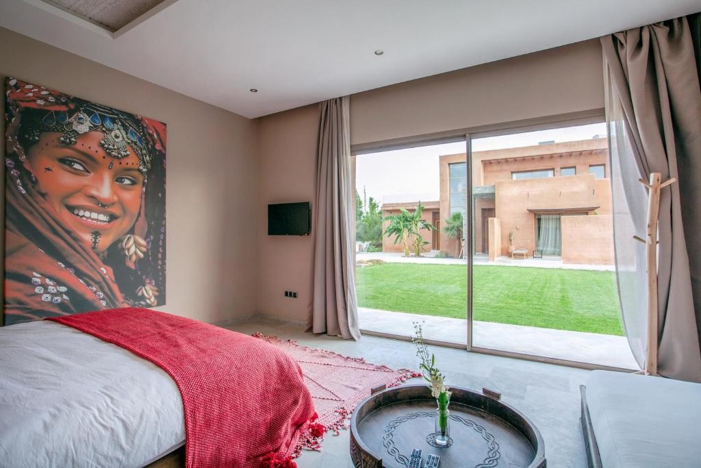 High standing villa, Road to Fes