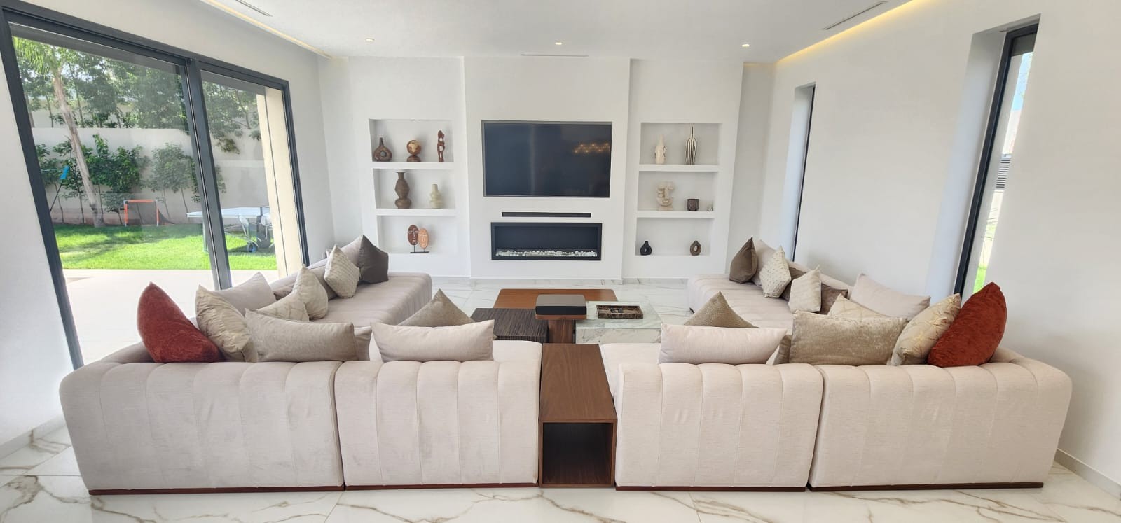Luxury villa, Road to Ourika