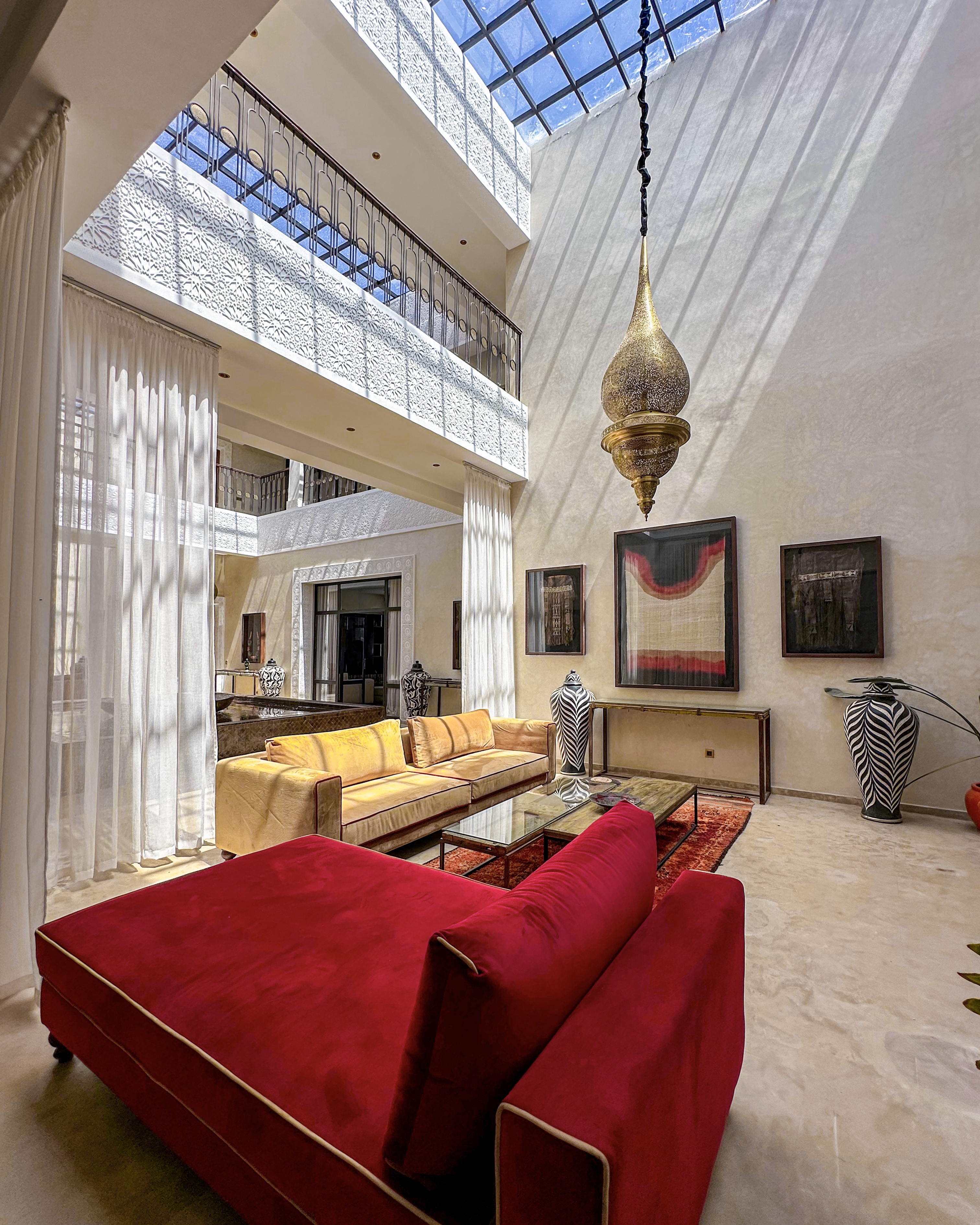 High standing villa, Road to Fes