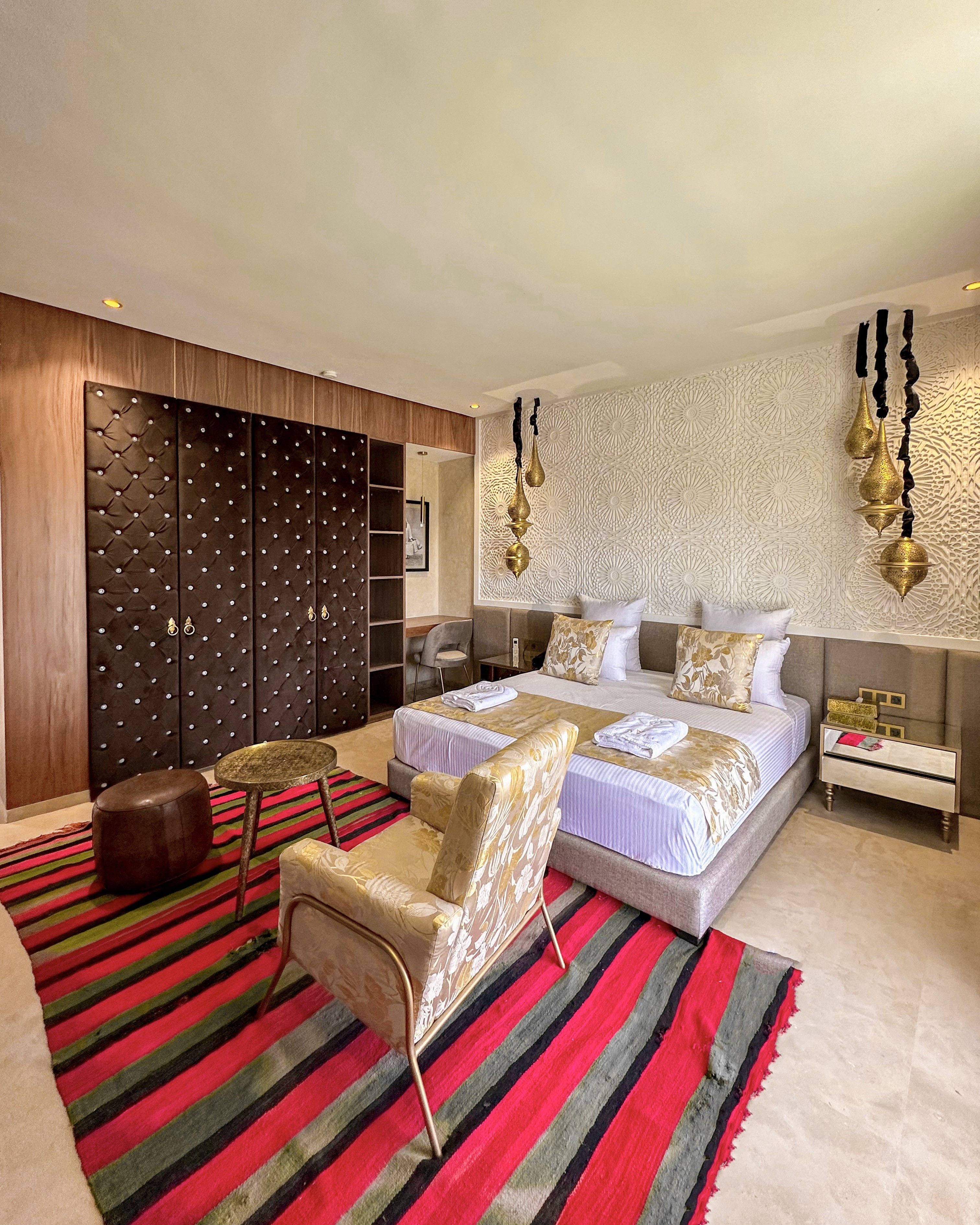 High standing villa, Road to Fes