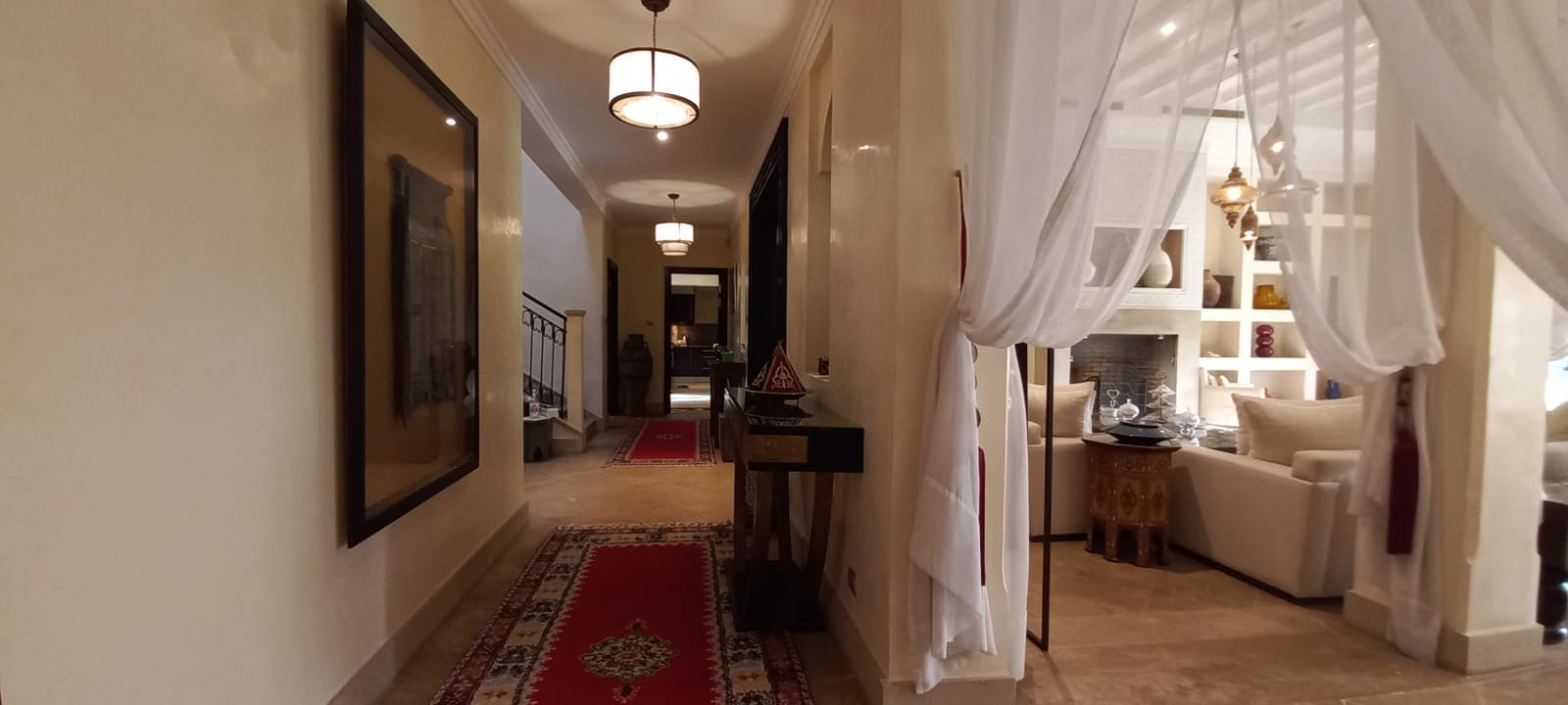 Villa, Hivernage area