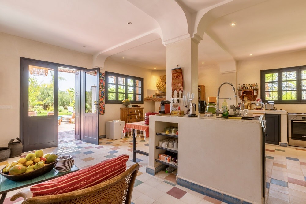 Villa de standing, Route de Tahanaout