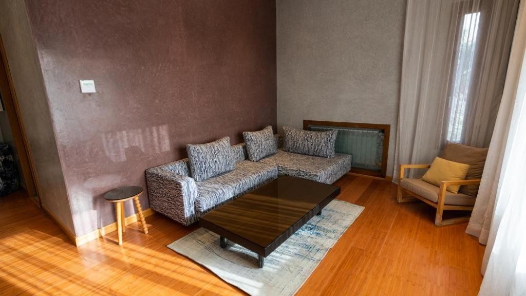 High standing villa, Palmeraie area