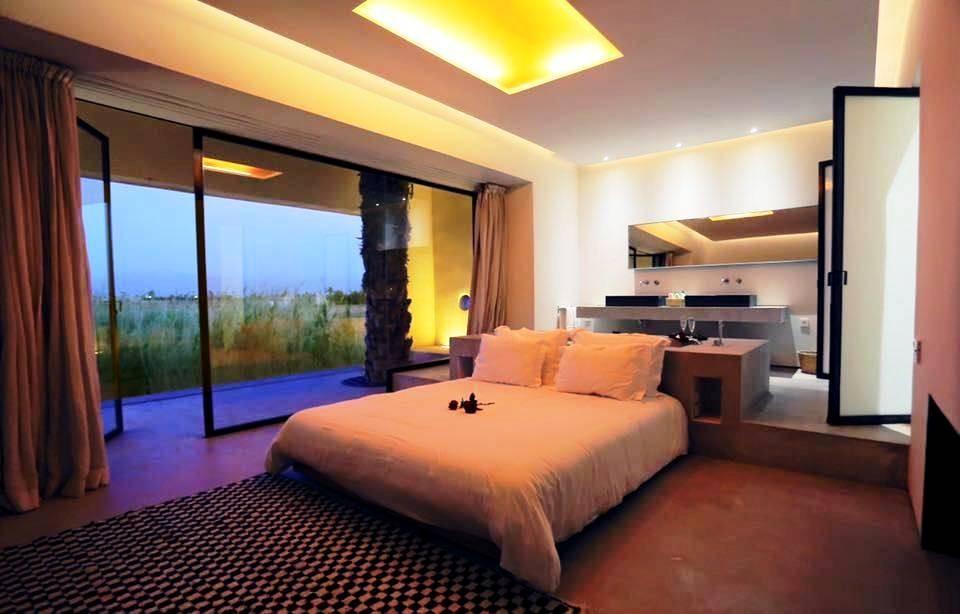 Villa, Road to Bab Atlas