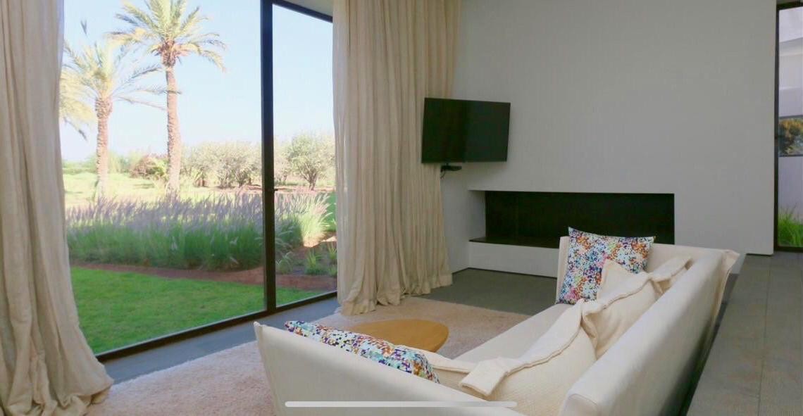Villa, Road to Bab Atlas