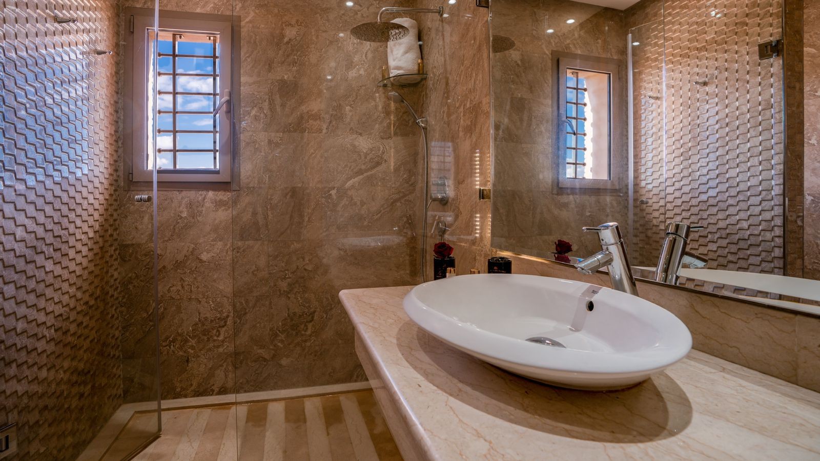 High standing villa, Road to Ouarzazate