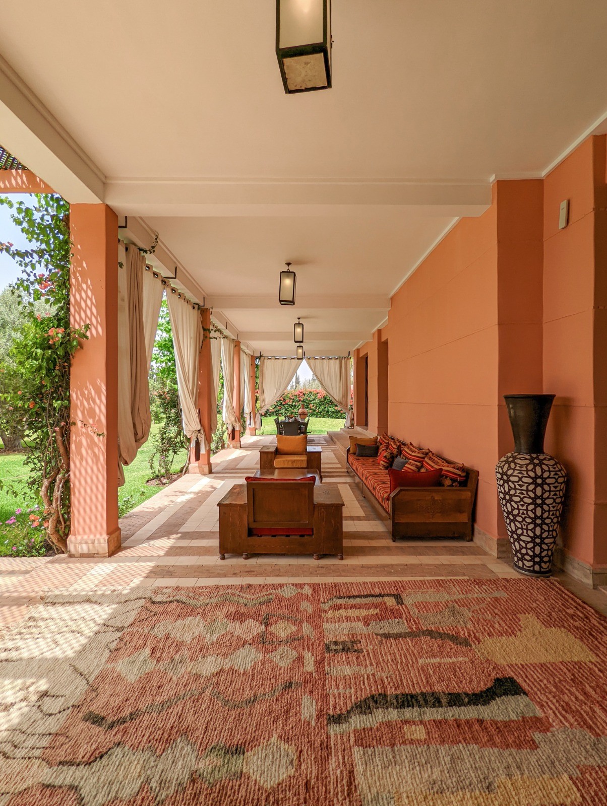 Villa de standing, Route de Ouarzazate