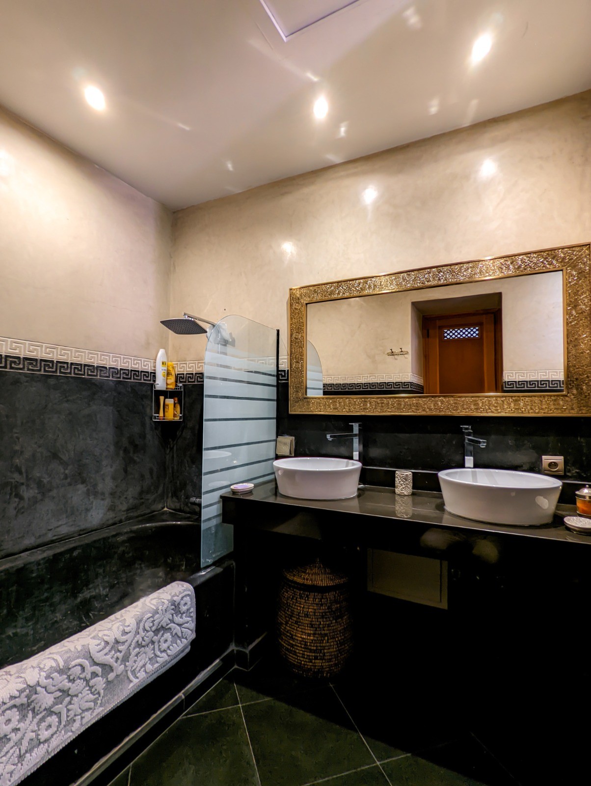 Villa de standing, Route de Ouarzazate
