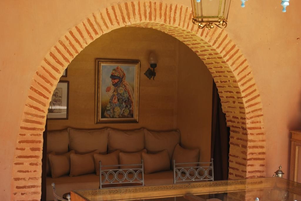 Villa, Targa area