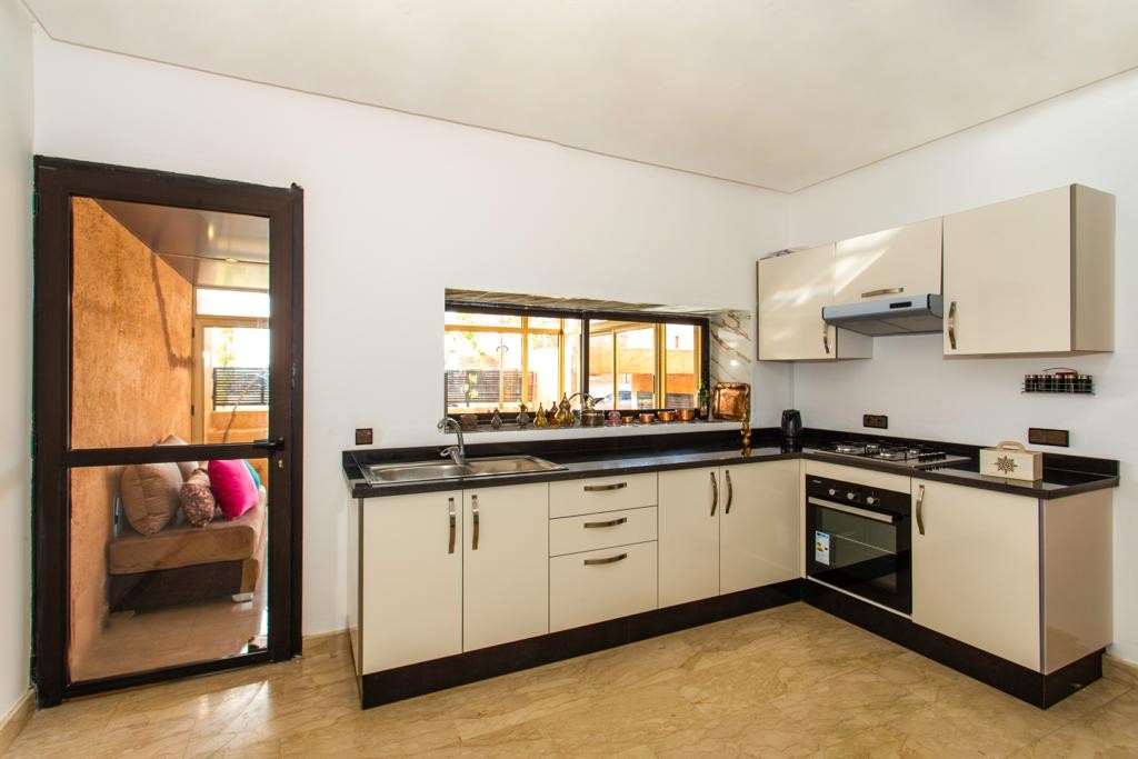 Villa, Al Maaden