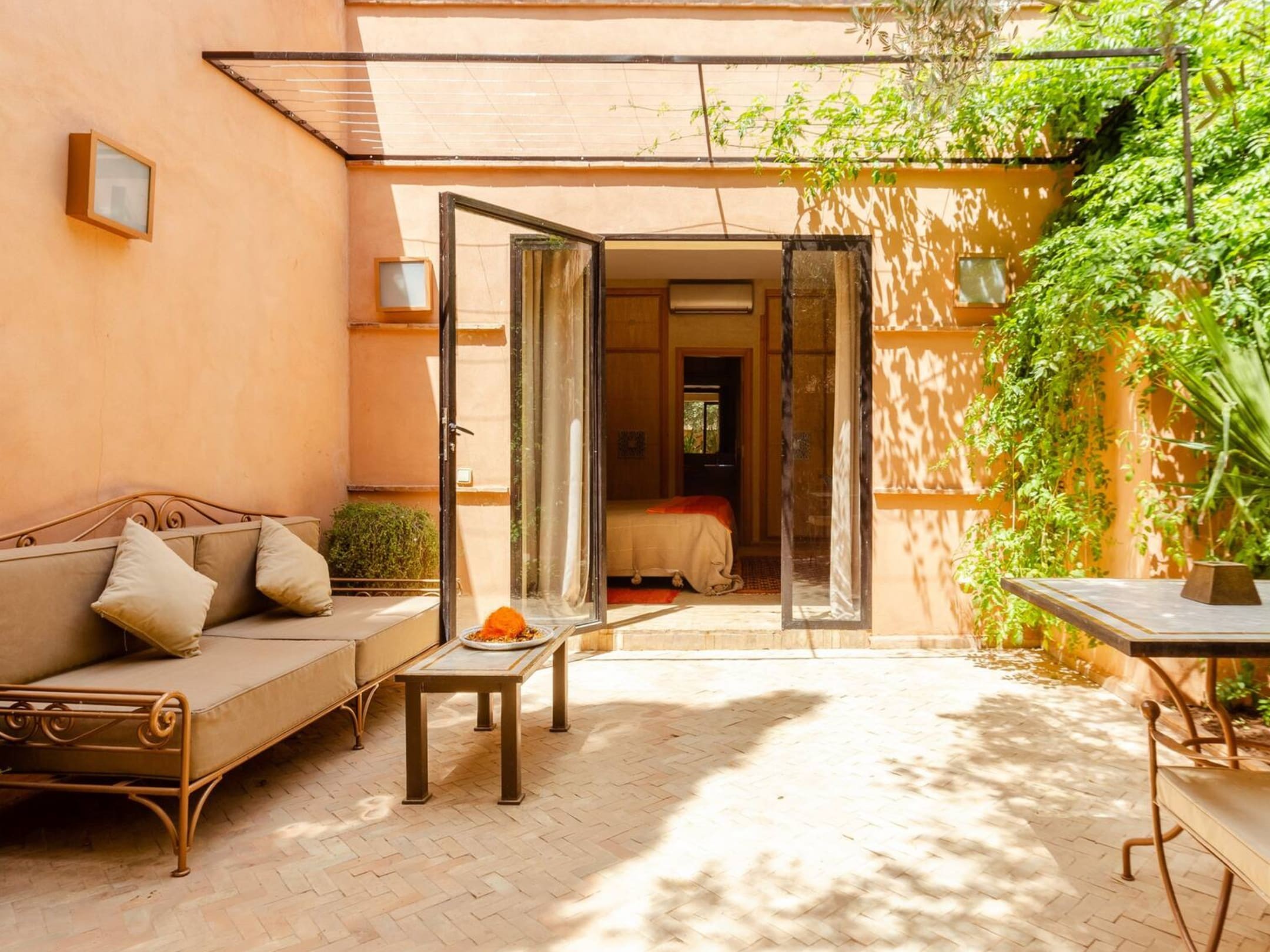 Villa, Route d'Amizmiz