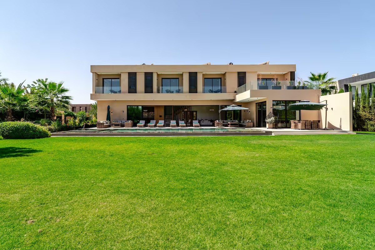 Villa image