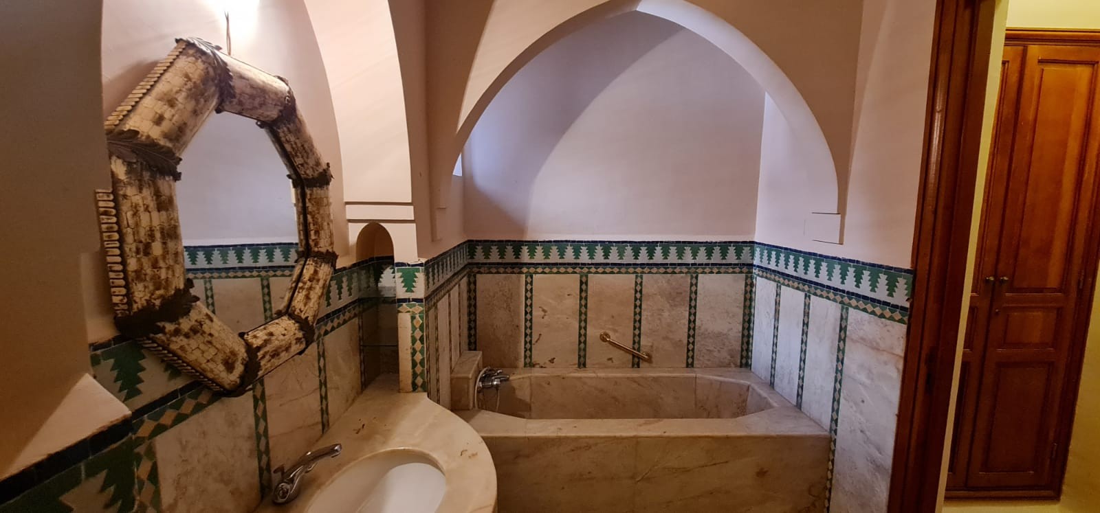 Luxury villa, Amelkis area