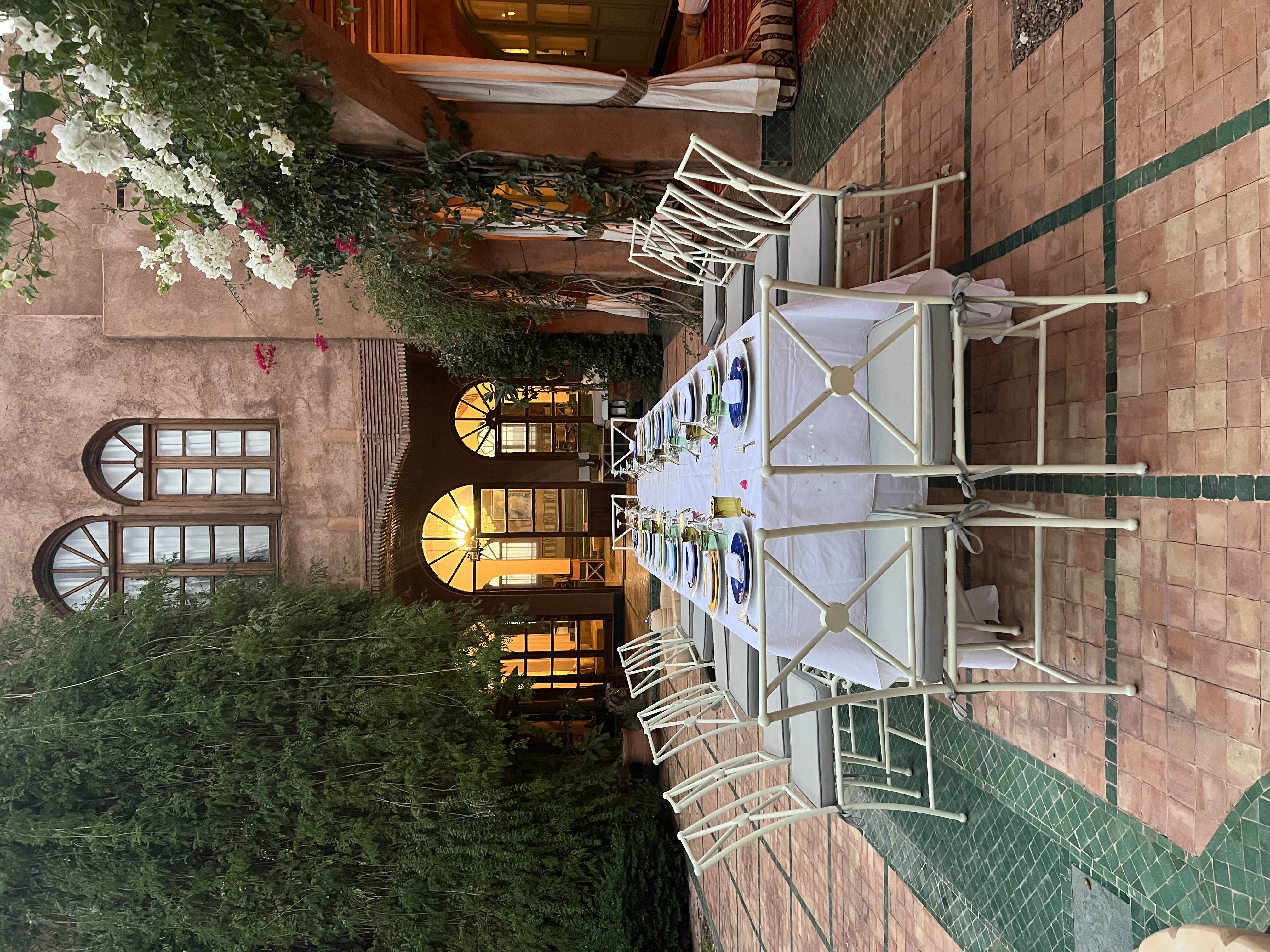 Villa, Route de Fès