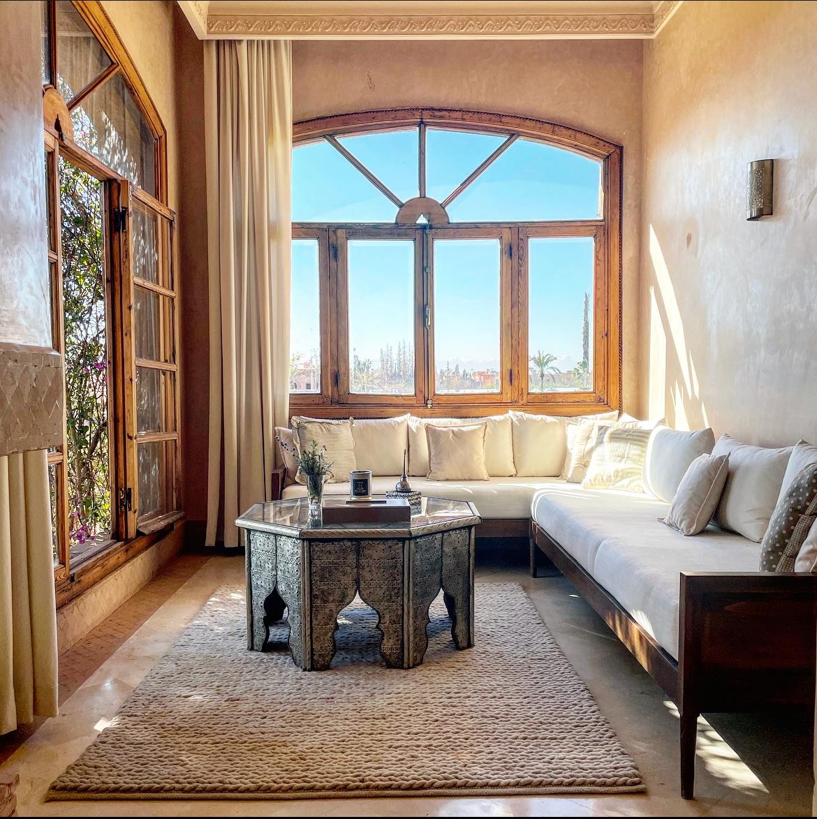 Villa, Route de Fès