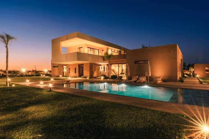 Villa, Route de Fès