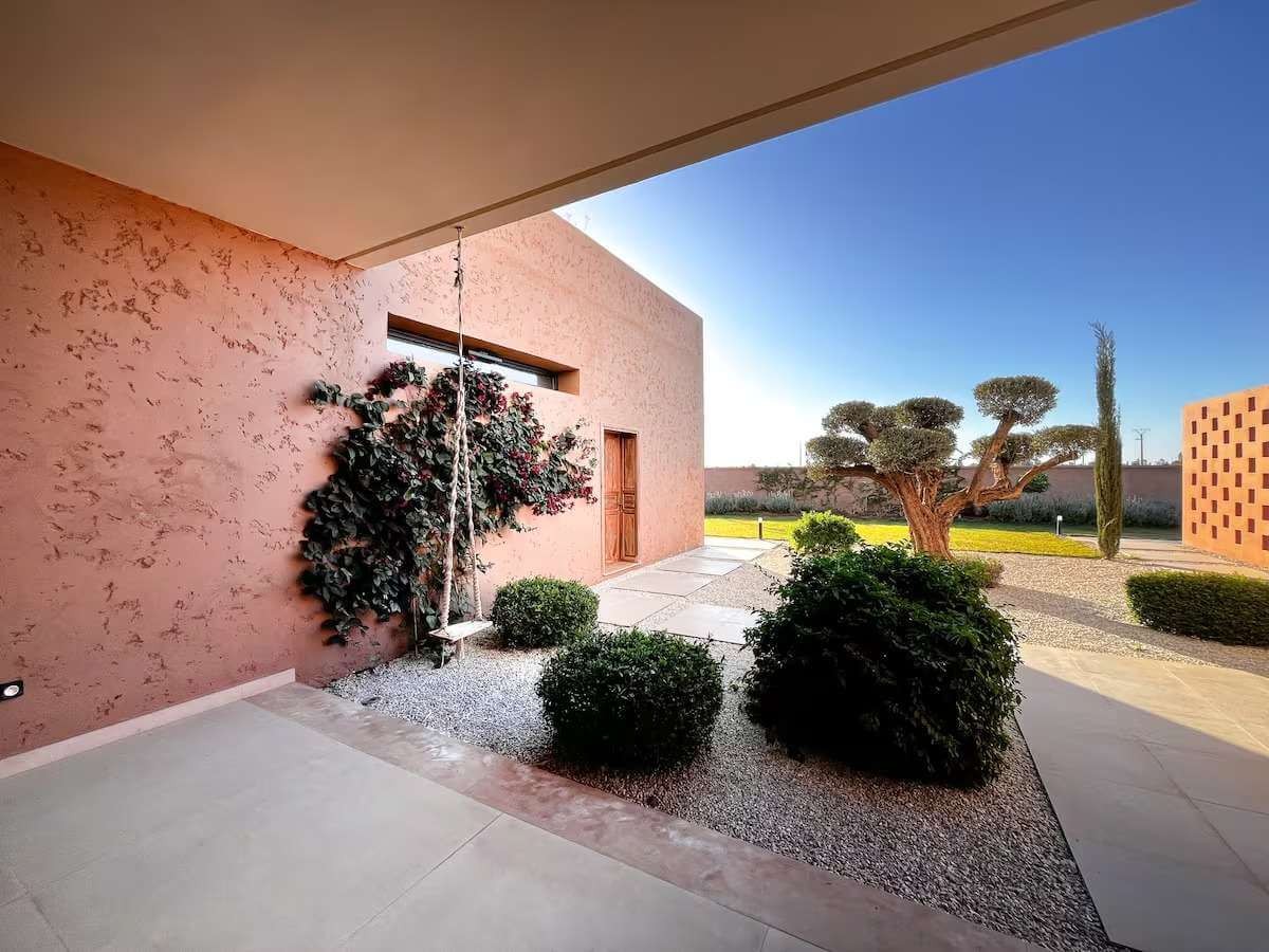 Villa, Route de Fès