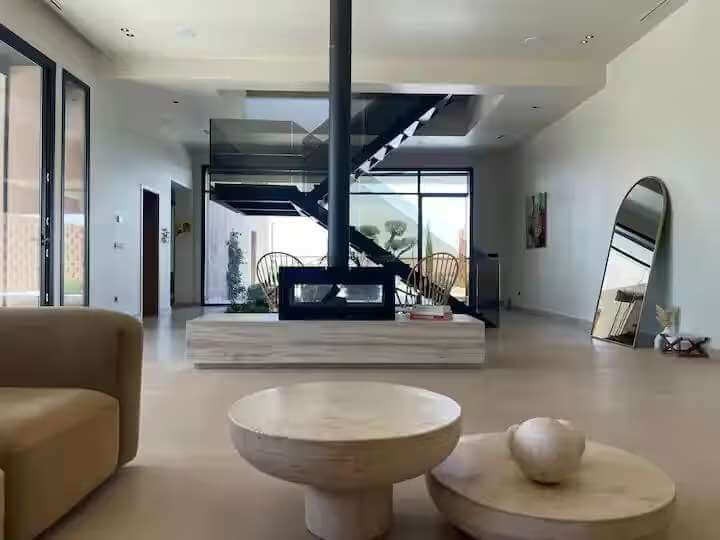 Villa, Route de Fès