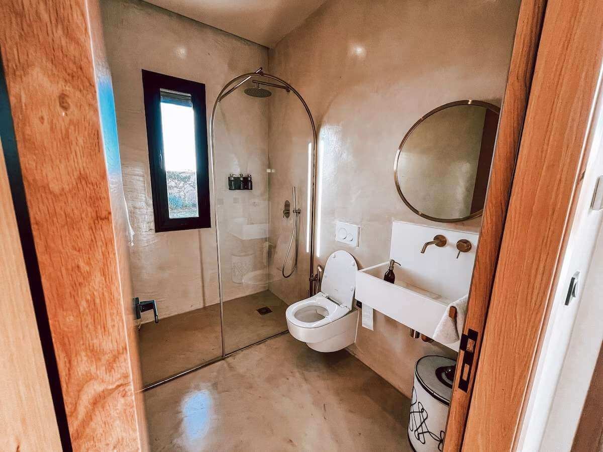 Villa, Route de Fès