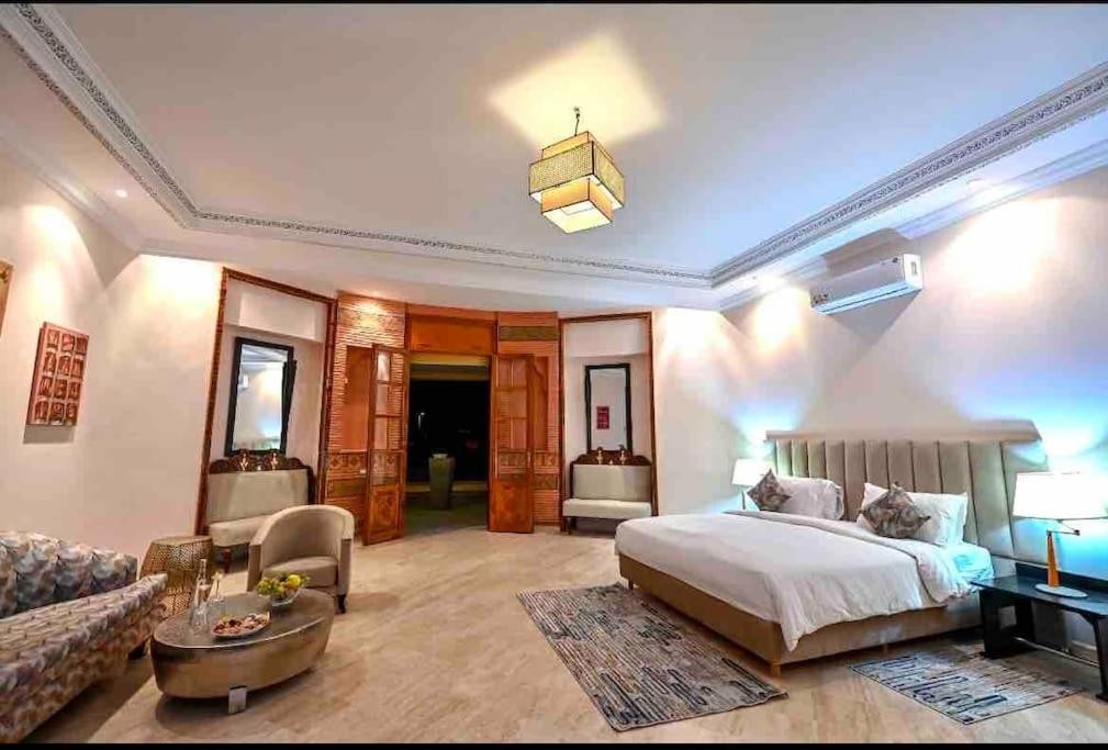 High standing villa, Road to Ourika
