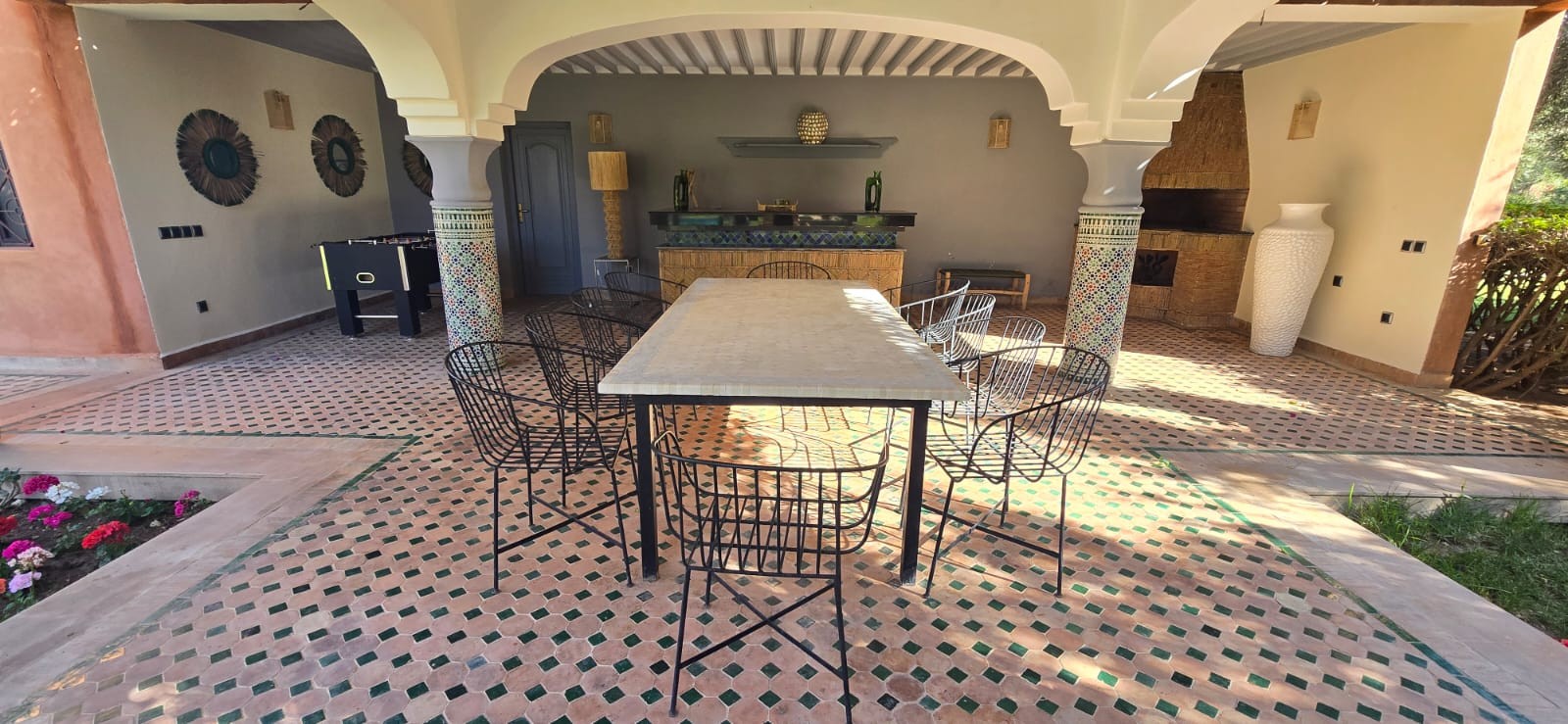 Villa, Road to Ouarzazate