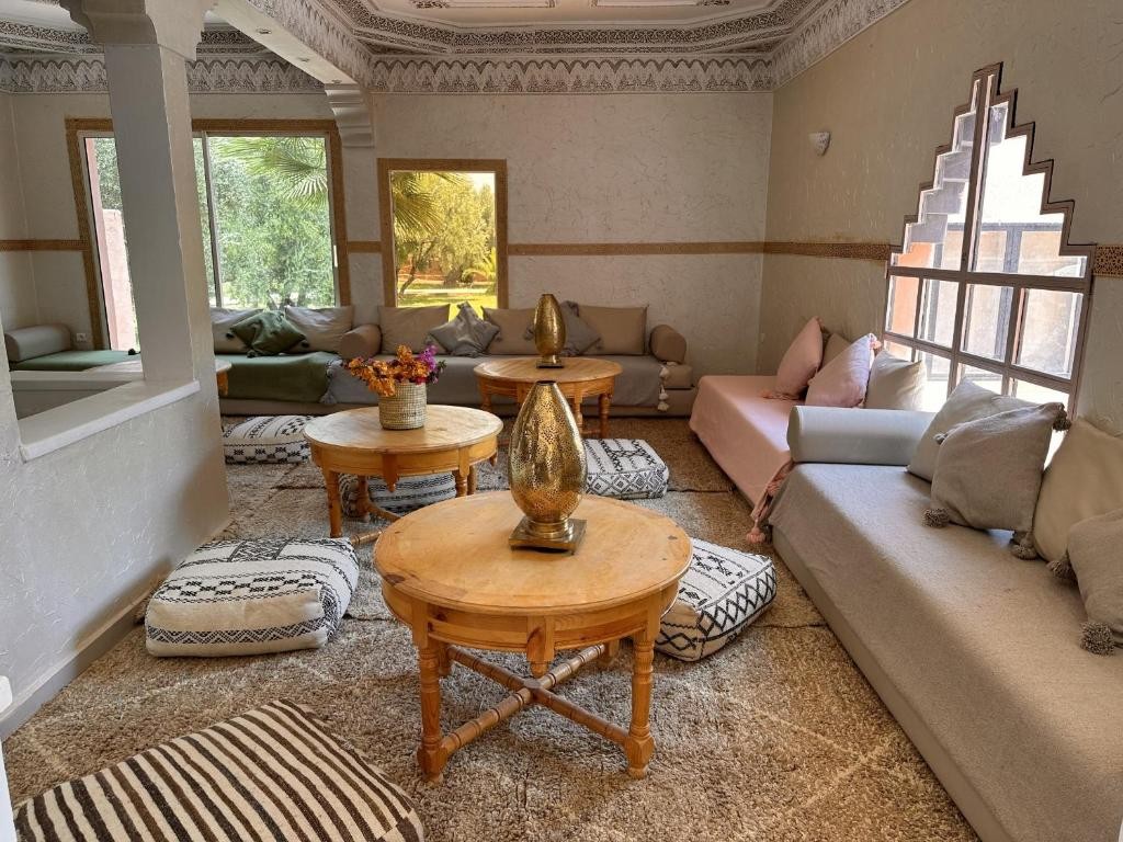 Villa, Route de Ouarzazate